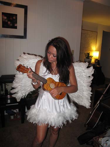 2009-10-31 20-01-55_ISO 250_f-2.8_1-60 s_6.1 mm