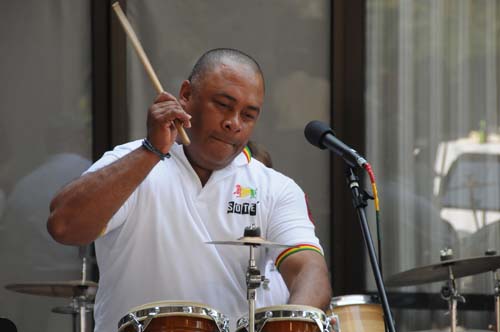 2008-07-25 16-04-30_ISO 800_f-7.1_1-200 s_170 mm