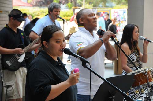 2008-07-25 16-13-40_ISO 800_f-6.3_1-160 s_82 mm (3)