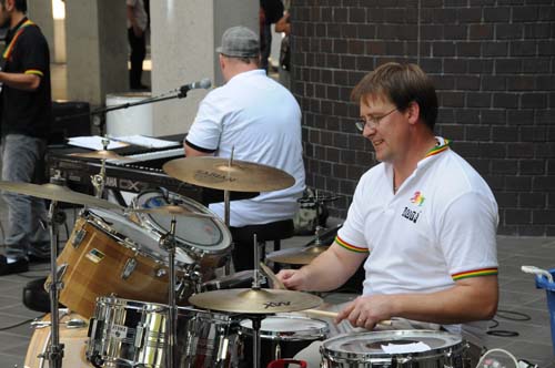 2008-07-25 16-15-22_ISO 800_f-7.1_1-200 s_70 mm