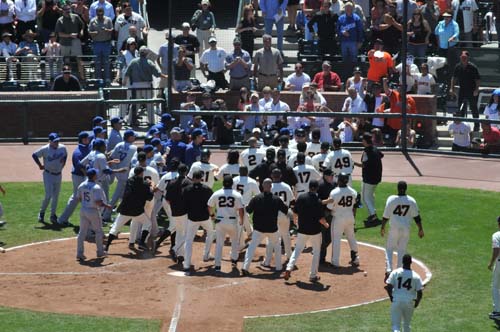 2009-08-12 14-13-55_ISO 800_f-13_1-640 s_300 mm