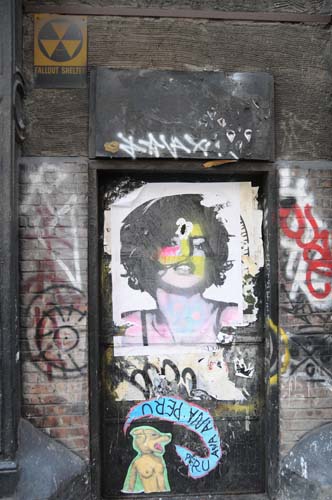 2008-08-16 12-59-26_ISO 200_f-3.5_1-30 s_20 mm (2)