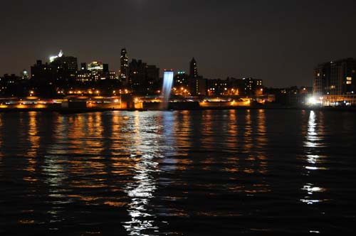 2008-08-17 18-48-02_ISO 1600_f-4_0.4 s_28 mm