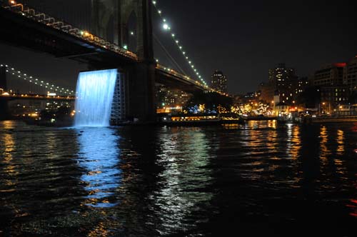 2008-08-17 18-51-04_ISO 1600_f-3.5_1-5 s_18 mm